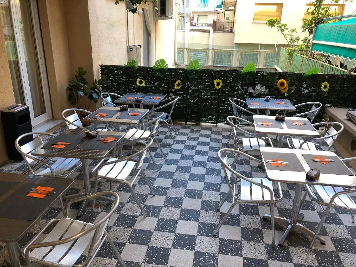 Albergo Aduepassi & Servizio Bike Shuttle Finale Ligure Italia